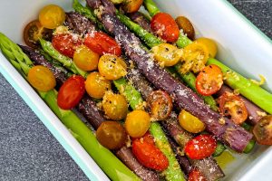 Ofenspargel, spargel aus dem Ofen, Spargeldrezept, einfach, schnell, lagrafie,