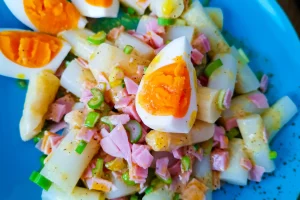 Spargel-Ei-Salat, Schinken, Spargel, Spargelrezept, einfach, lecker, lagrafie,